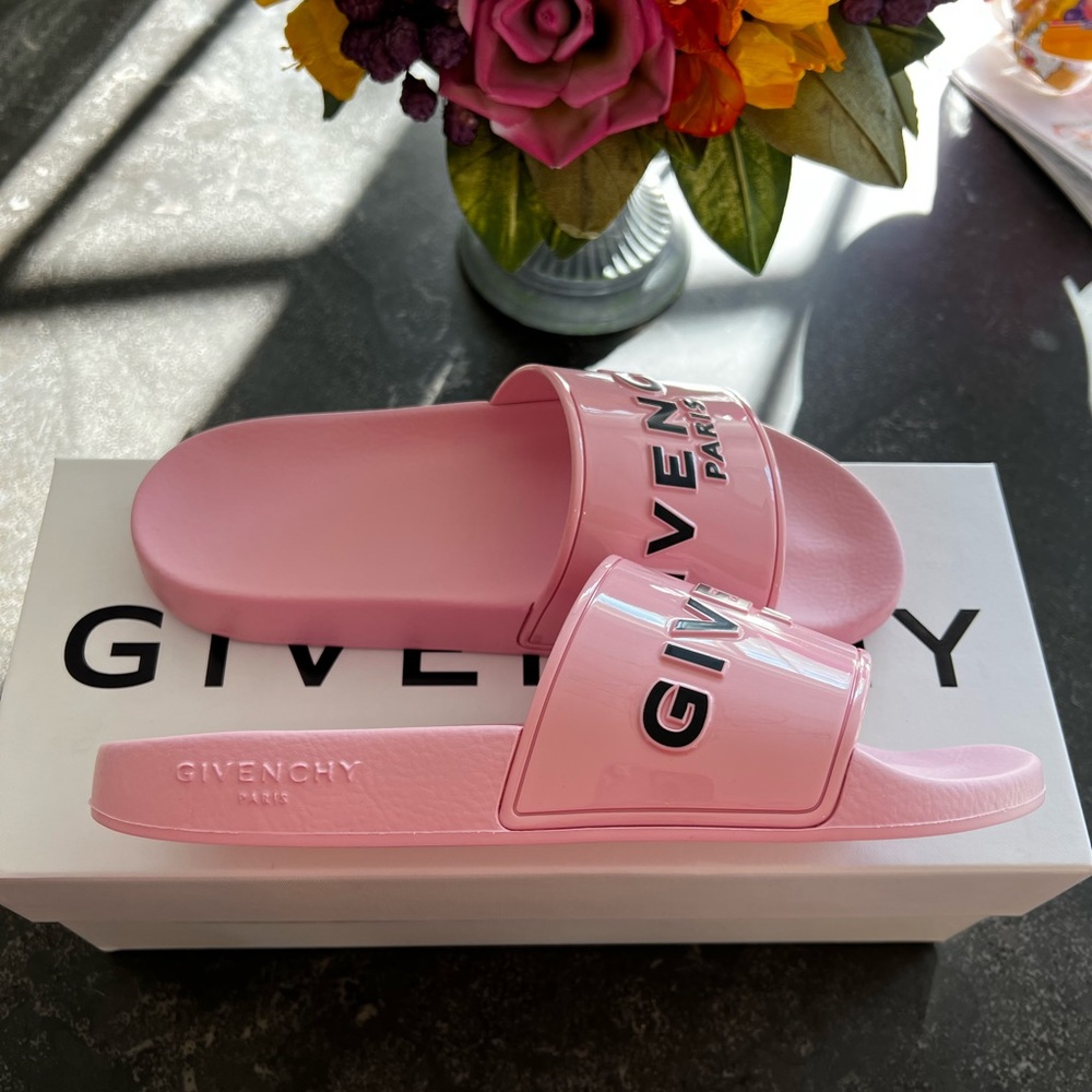 🔥New GIVENCHY pool slides sandals pink 39 8/8.5